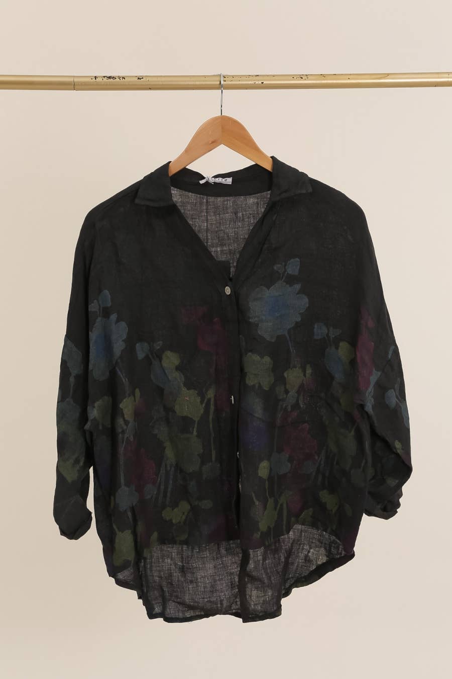 la maison des fibres naturelles – wholesale College/Baseball Jacket - Women’s – Floral print blouse 20984 100% linen7