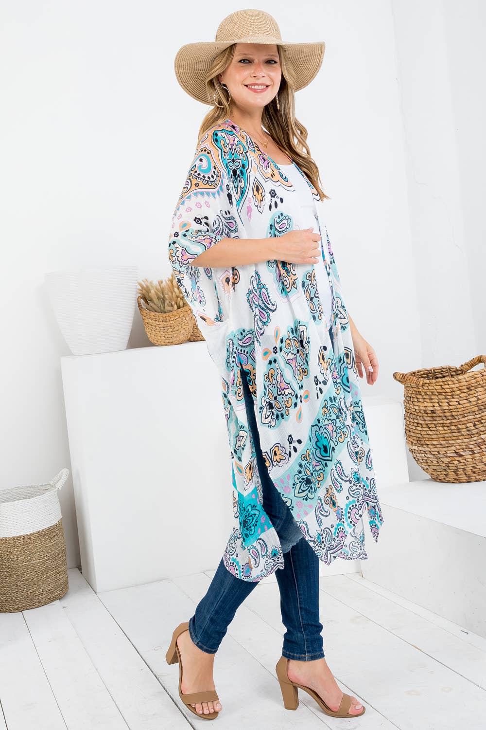 LA Soul – Großhandel Kimono – Damen – KIMONO MIT BÖHMISCHEM DRUCK3