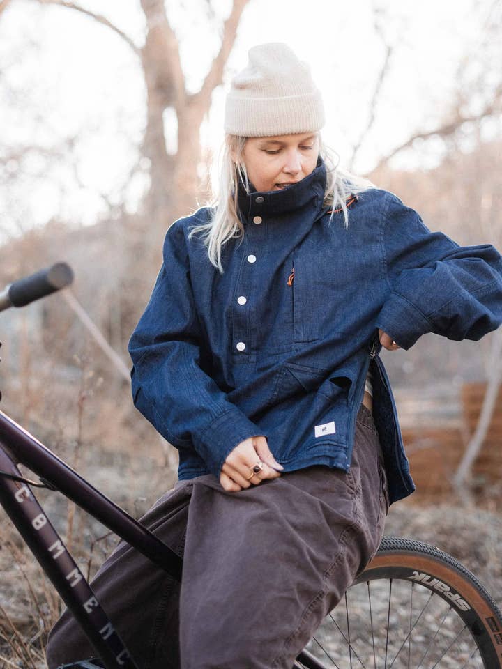 The Athletic Community - Wholesale Hoodie – Unisex - Ripton Mizu™ Thermo Anorak16