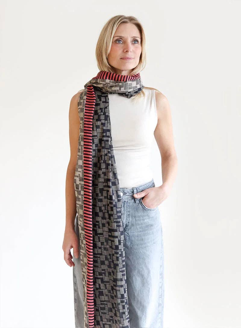 Djian - Wholesale Scarf - Unisex - Scarf 100% organic cotton / Greta – black / beige2