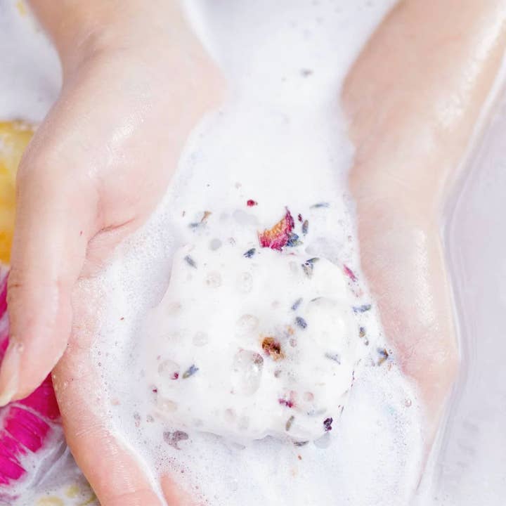 Enso Naturals Apothecary - Wholesale Bath Bomb/Fizz - Handcrafted Bulk Pedicure and Bath Bombs