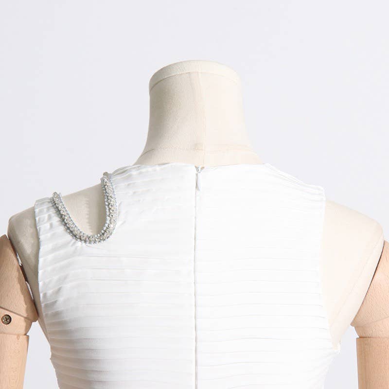 Productseeker - Vendita all'ingrosso Vestito - Donna - DR0137 Spring Elegance: abito sottile e plissettato senza maniche15