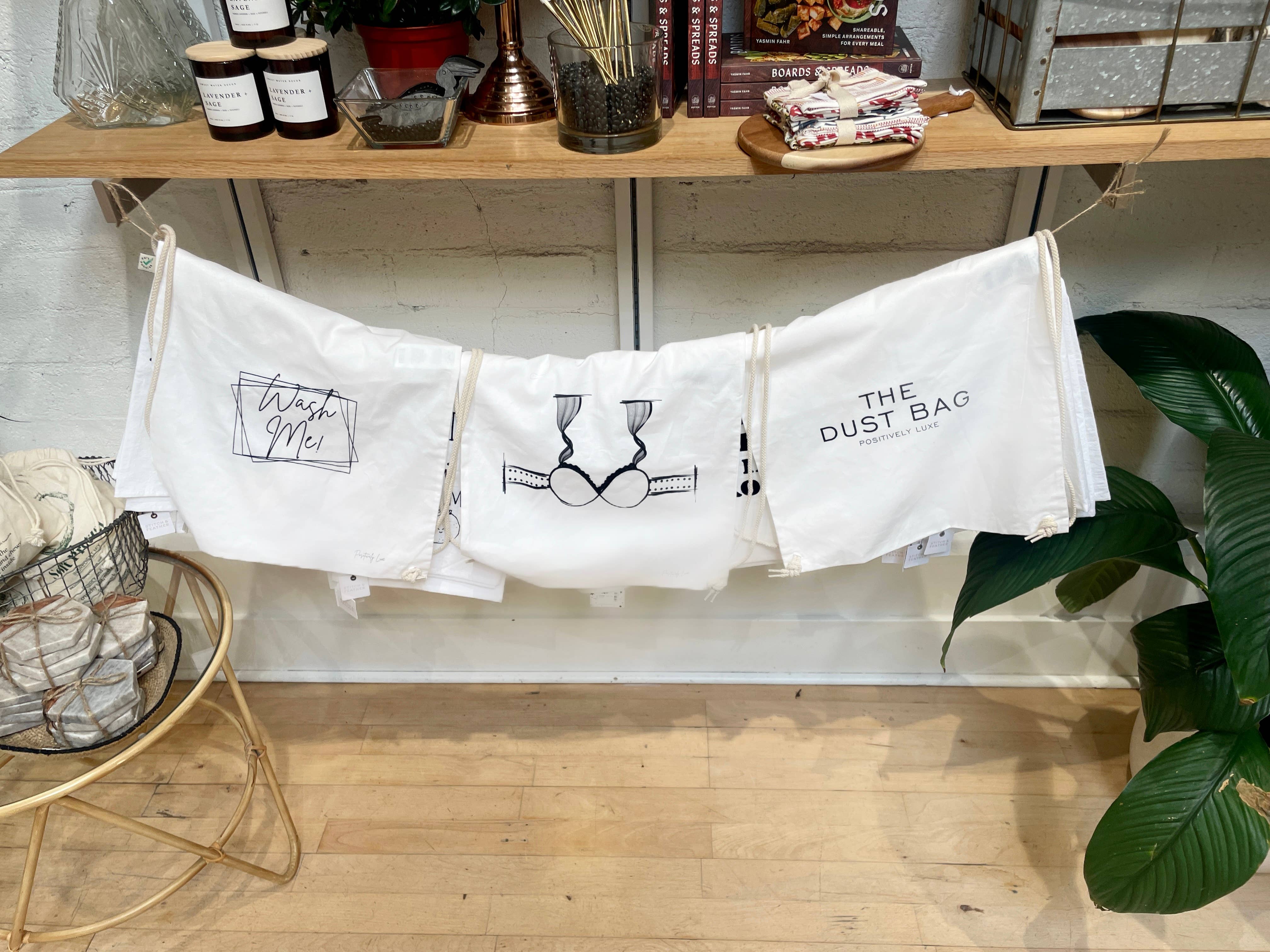 Positively Luxe – wholesale Påse med dragsko – Unisex – Må ditt hjärta och din garderob vara fulla dragsko-resväska5