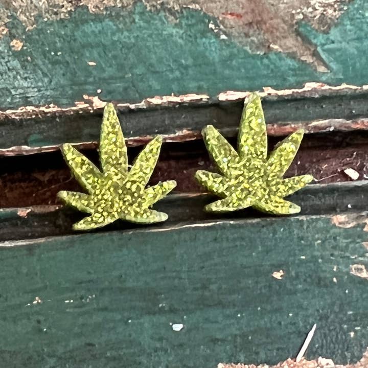 Suchfungoods - Vendita all'ingrosso Orecchini a bottone - 420 borchie glitter1