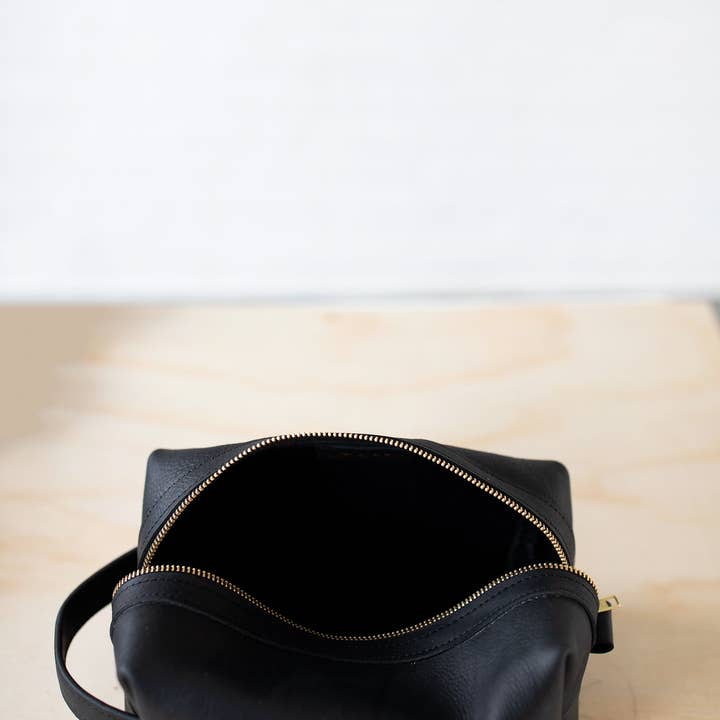 LIZ RIDEN - Wholesale Toiletry Bag - Unisex - Dopp Kits-Black2