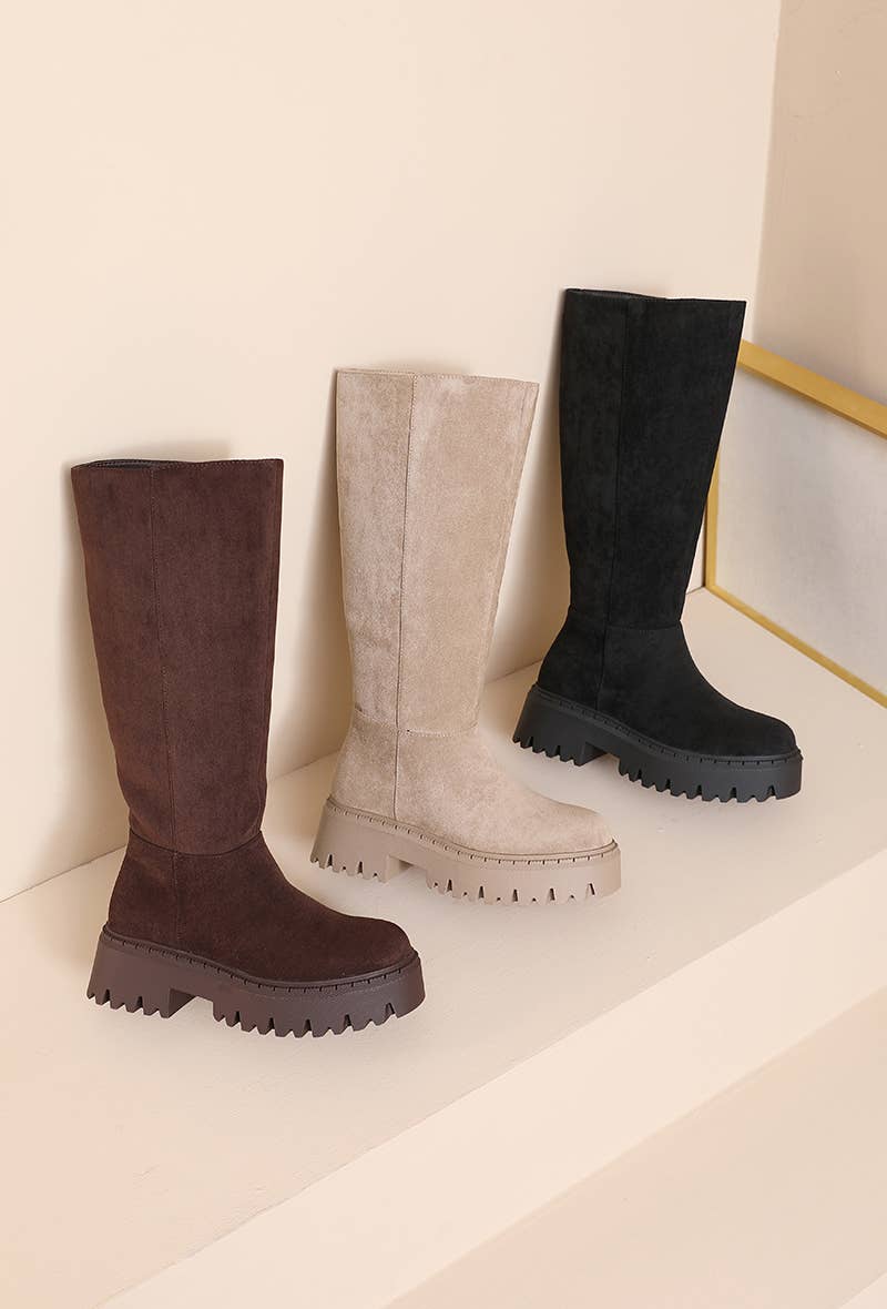 Joia Paris - Wholesale Boots - Women's - High boots with lug sole WZ-737