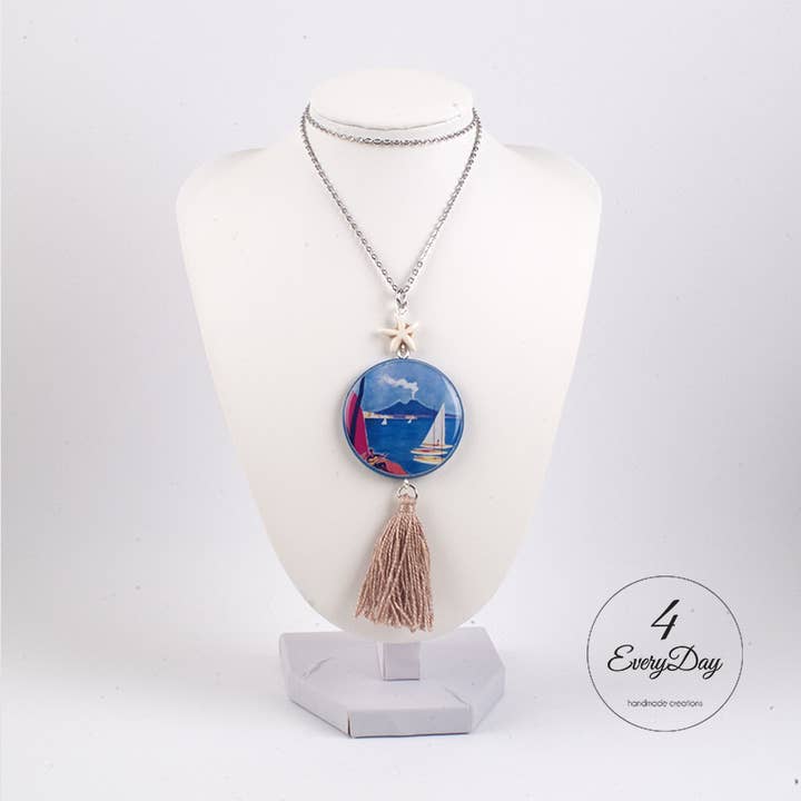 Medaglione artigianale in legno e resina Vesuvio per la vendita all'ingrosso da parte di 4everyday Handmade