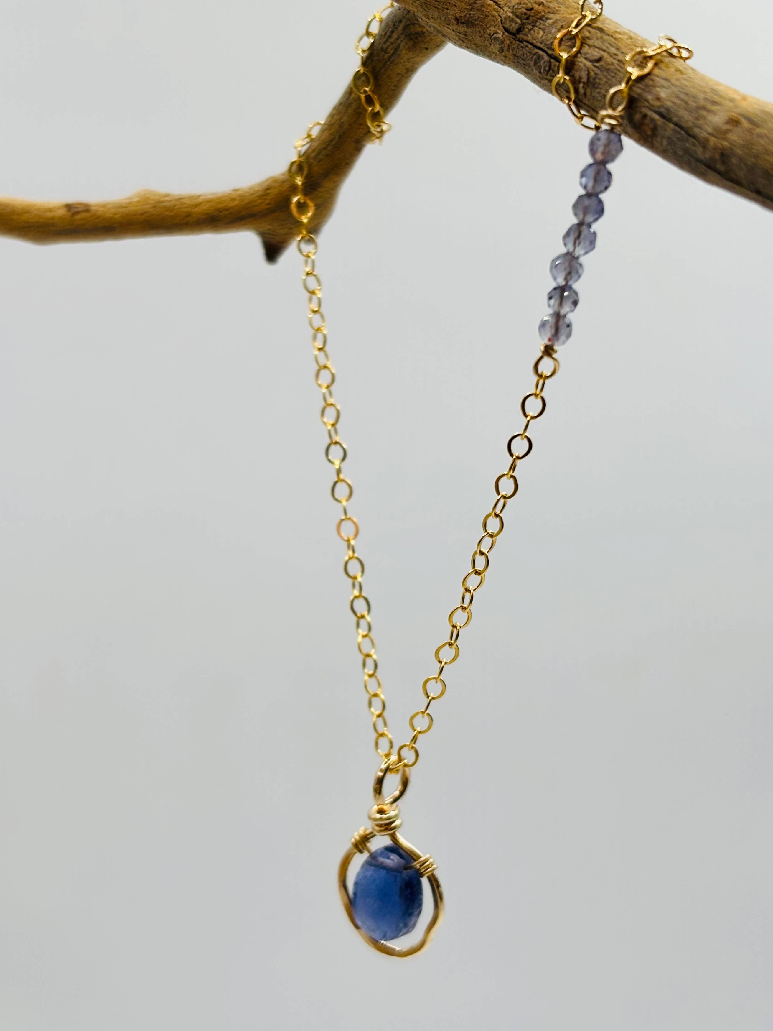 Rachel Renee Jewelry - Wholesale Pendant/Charm Necklace - ALICIA Freeform Gemstone Necklace With Embellishment3