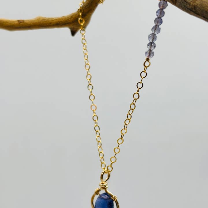 Rachel Renee Jewelry - Wholesale Pendant/Charm Necklace - ALICIA Freeform Gemstone Necklace With Embellishment3