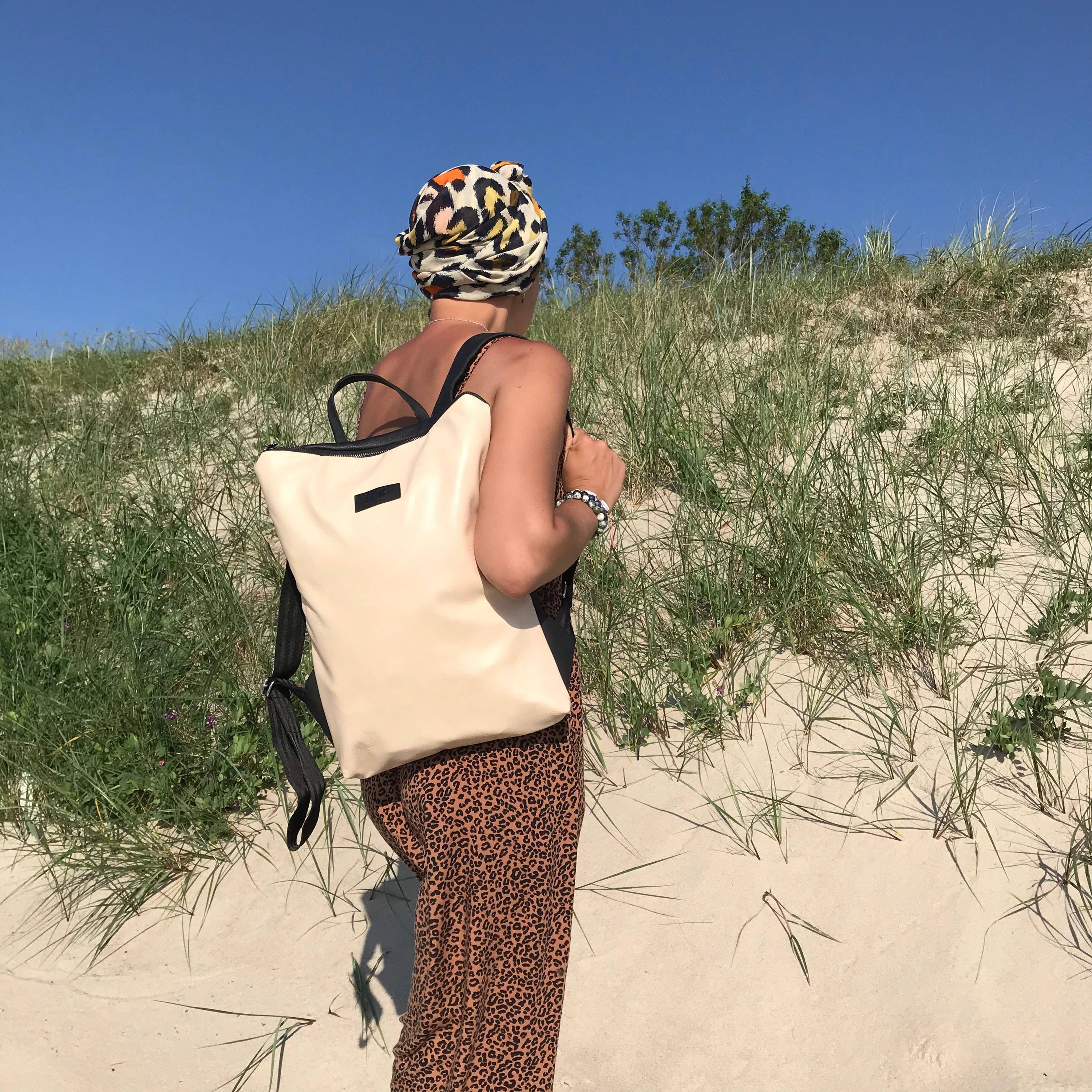 LeaF - Wholesale Rugzak - Dames - Leren rugzak, Paarse rugzak, Omvormbare rugzak8