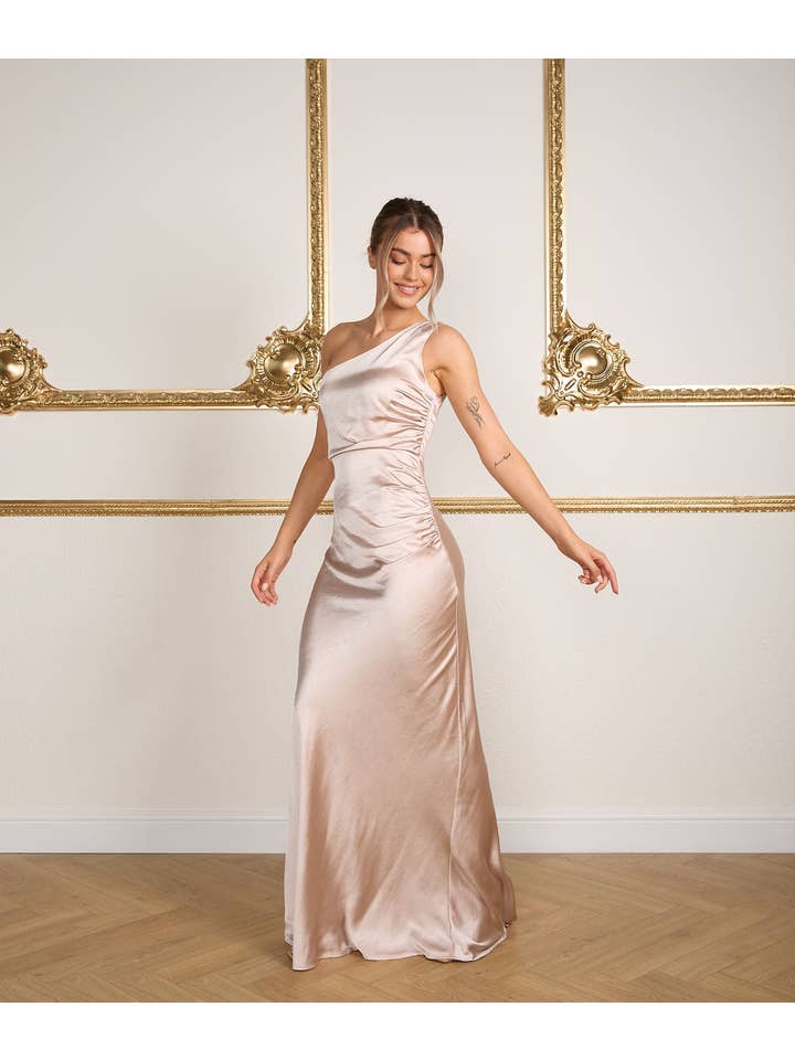 Six Stories – wholesale Gown – Women's – One Shoulder Satin Ruched Bridesmaid Dress - Oyster