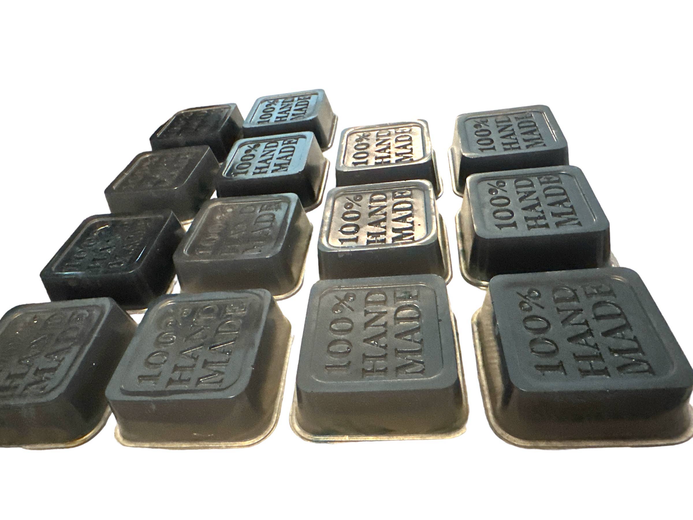 Well Fed Wolf L.L.C. - Wholesale Zeepblok - Bosbessentijmhennepzaadolie, indigo-poederzeep 2,5 oz 1