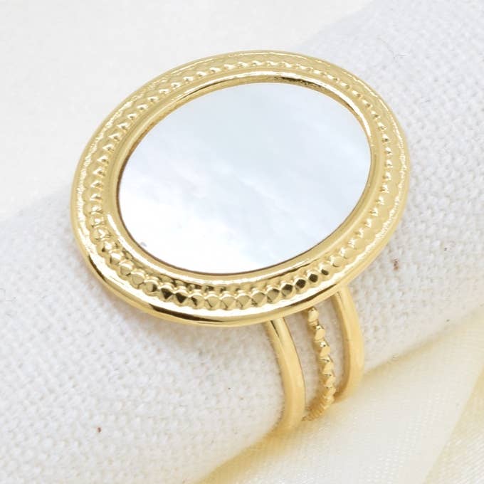 Kapyco - Wholesale Cocktail/Statement Ring - Stainless steel oval mother-of-pearl ring - BG310112OR0