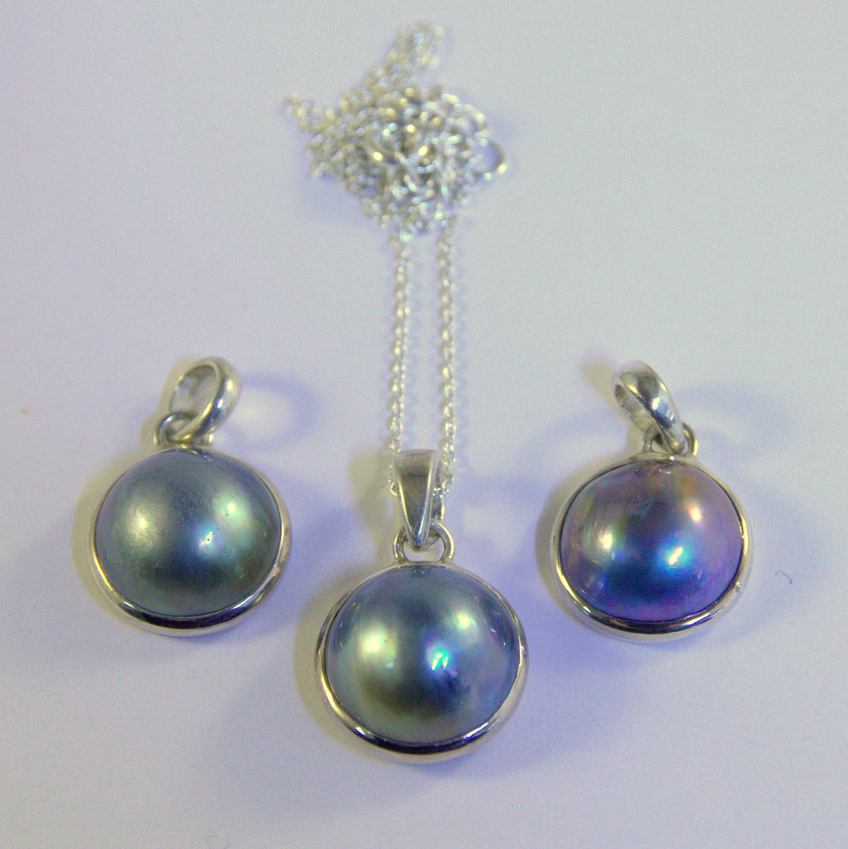 Ajmer by Jodi - Wholesale Individual Charm/Pendant - Mabe Pearl Pendant~ Smooth bezel, swing bail sterling silver18