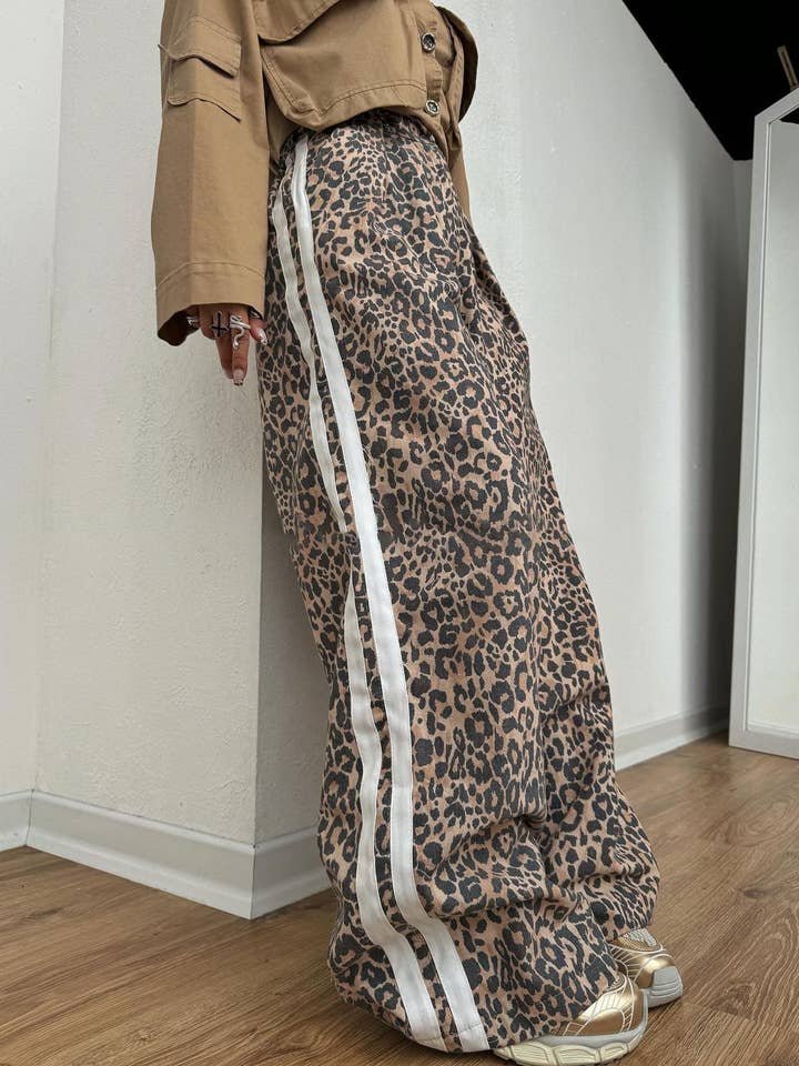 safistyle - Wholesale Pants - Women's - Stripes Leopard Wide-Leg Pants1