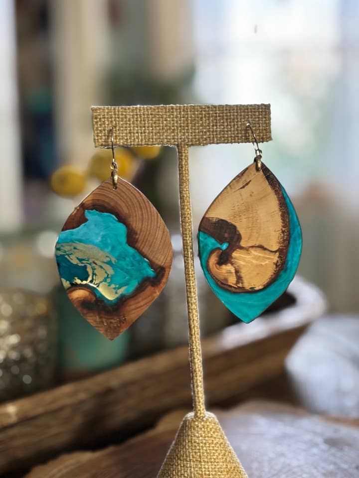 Bois et résine extra large - Teal et orme pour la vente par Alchemy Jewelry