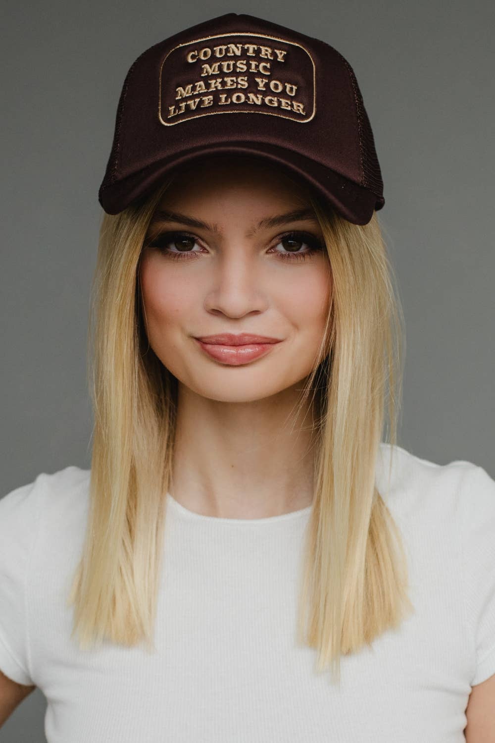 Panache Apparel Co. – boné - Mulher por atacado – Chapéu de Caminhoneiro Castanho de Música Country Faz Você Viver Mais Tempo1