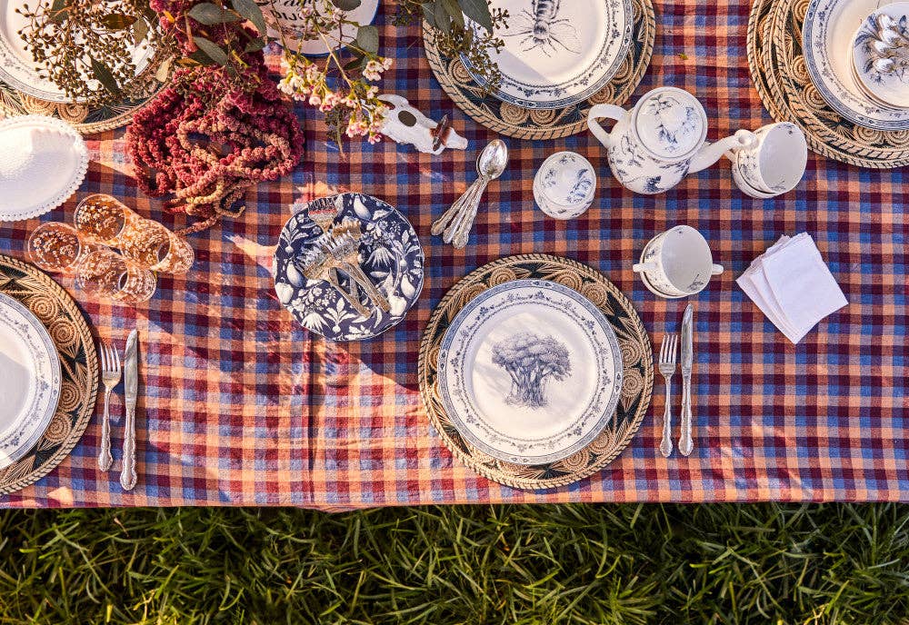 Blue Stallion Farm - Wholesale Tea Set - BLUE & WHITE 11-PIECE TEA SET WITH GIFTBOX3