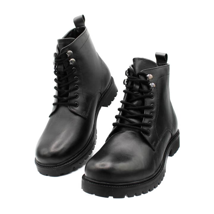 Negro Zerimar Leather Ankle Boots for Men, Stylish and Versatile for wholesale on Faire2