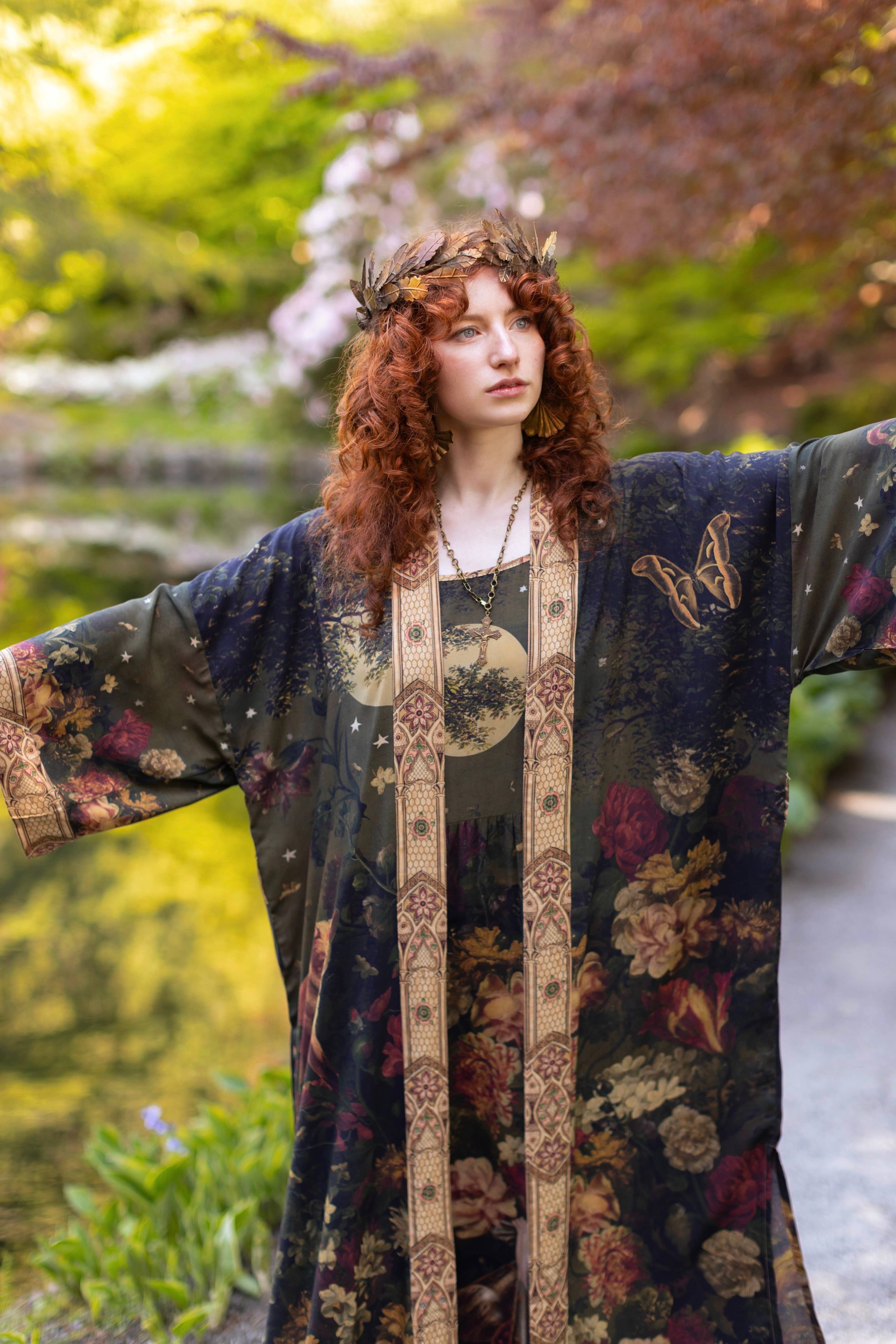 Market of Stars (Worldwide) - Vendita all'ingrosso Kimono - Donna - Il Messenger Opera Duster Robe con Giovanna d'Arco e Fiori1