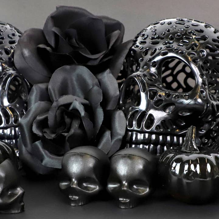 Rebels Refinery - Wholesale Lip Balm Set - 3 Pack Skull Lip Balm HALLOWEEN LIMITED EDITION 100% Natural4