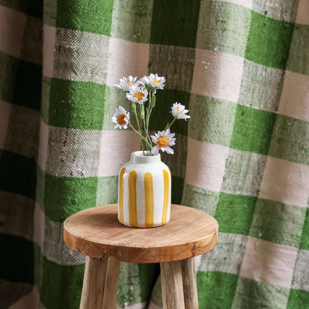 Flowrette - Wholesale Vase - Yellow striped soliflora2