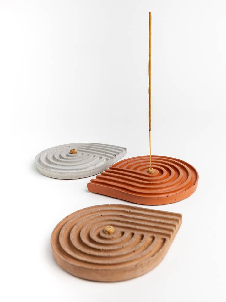 CONCRETE SPIRAL INCENSE HOLDER for wholesale by NATURAL BY HAGELSIEB