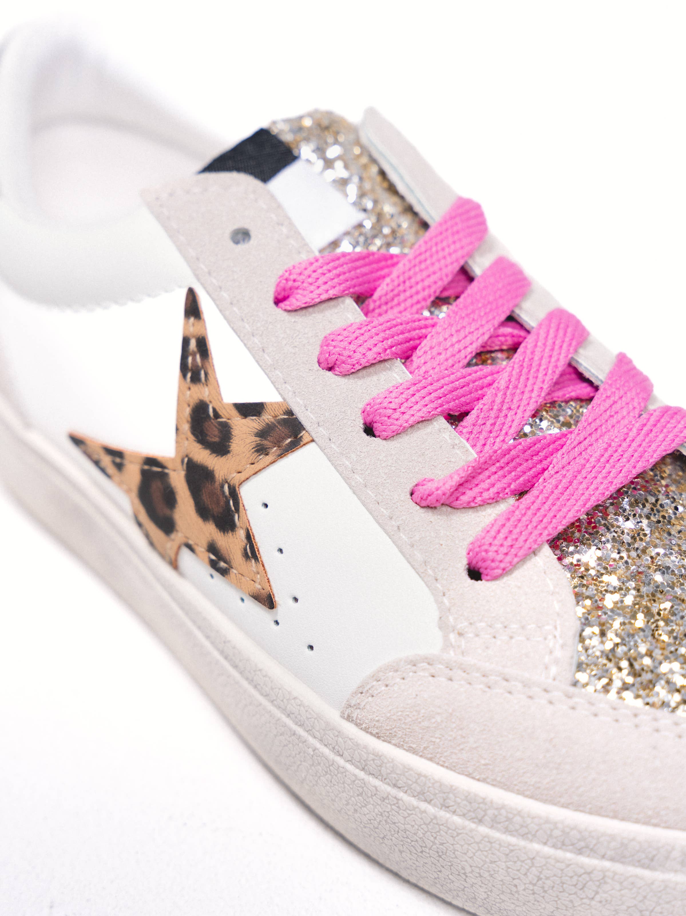 Print 259932 - Sneakers with printed and shiny details for wholesale on Faire3