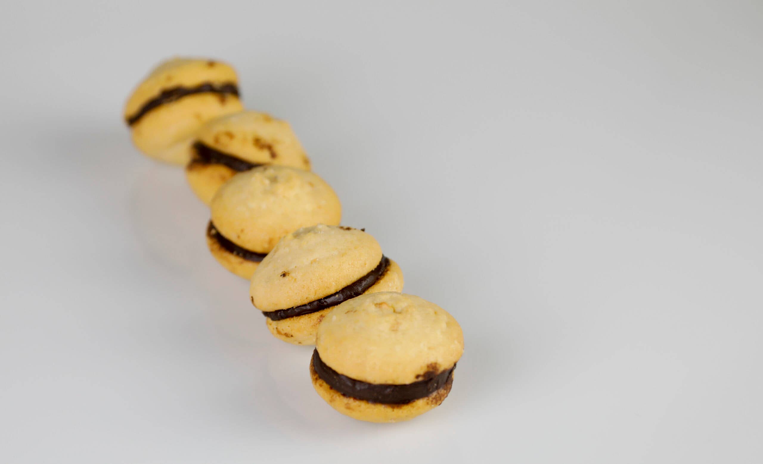 Piccolo Forno - Wholesale Cookie - Lady's Kisses1