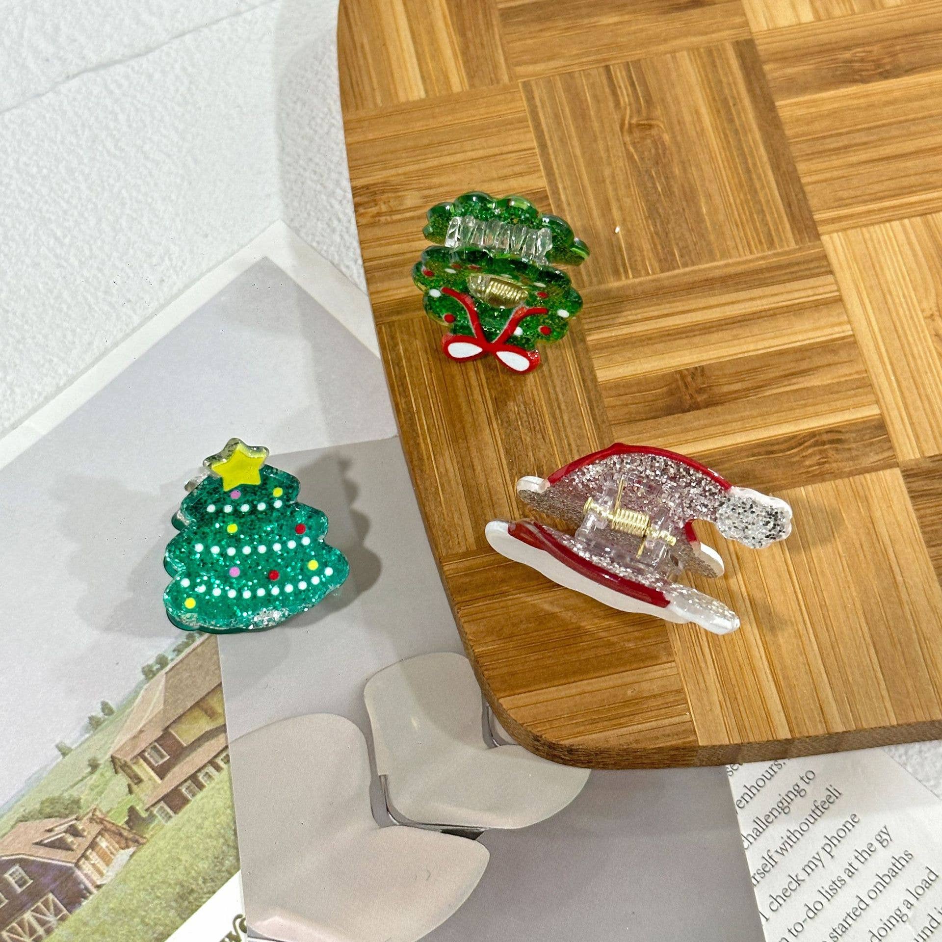 SoapElenGlen – wholesale Hair clip – Women’s – Mini Glitter Christmas Themed  Hair Claw Clips9