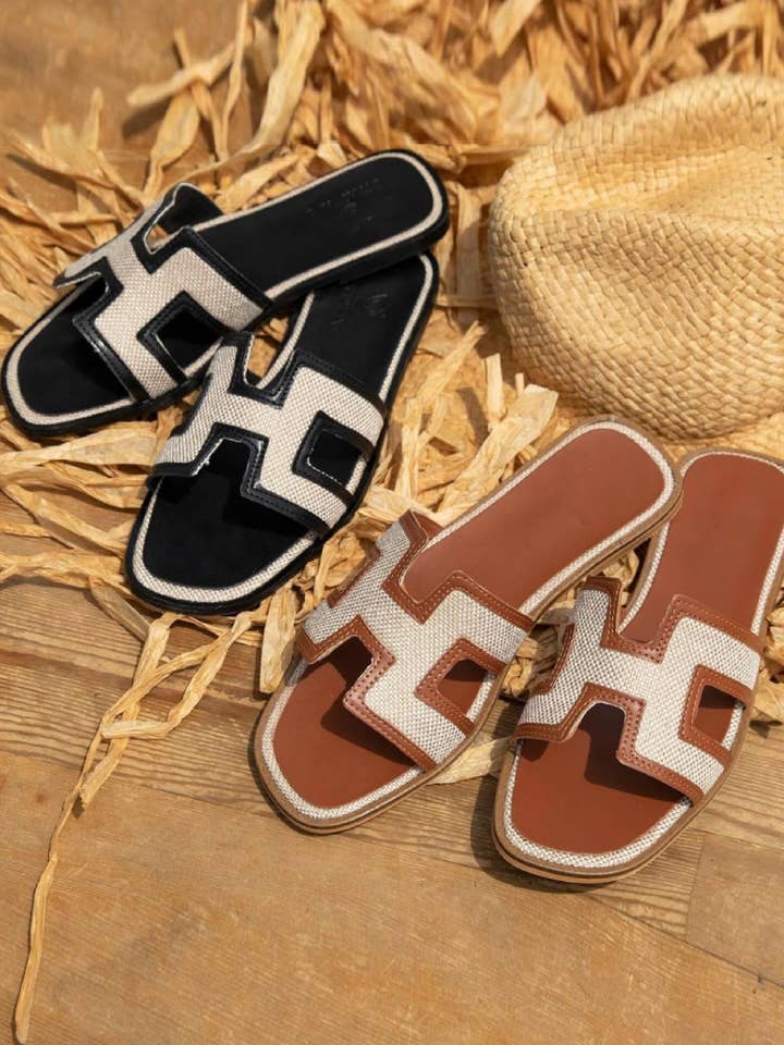 No Doubt Shoes – wholesale Sandals – Women's – FAUX LEATHER DESIGNER STRAP SANDALS2