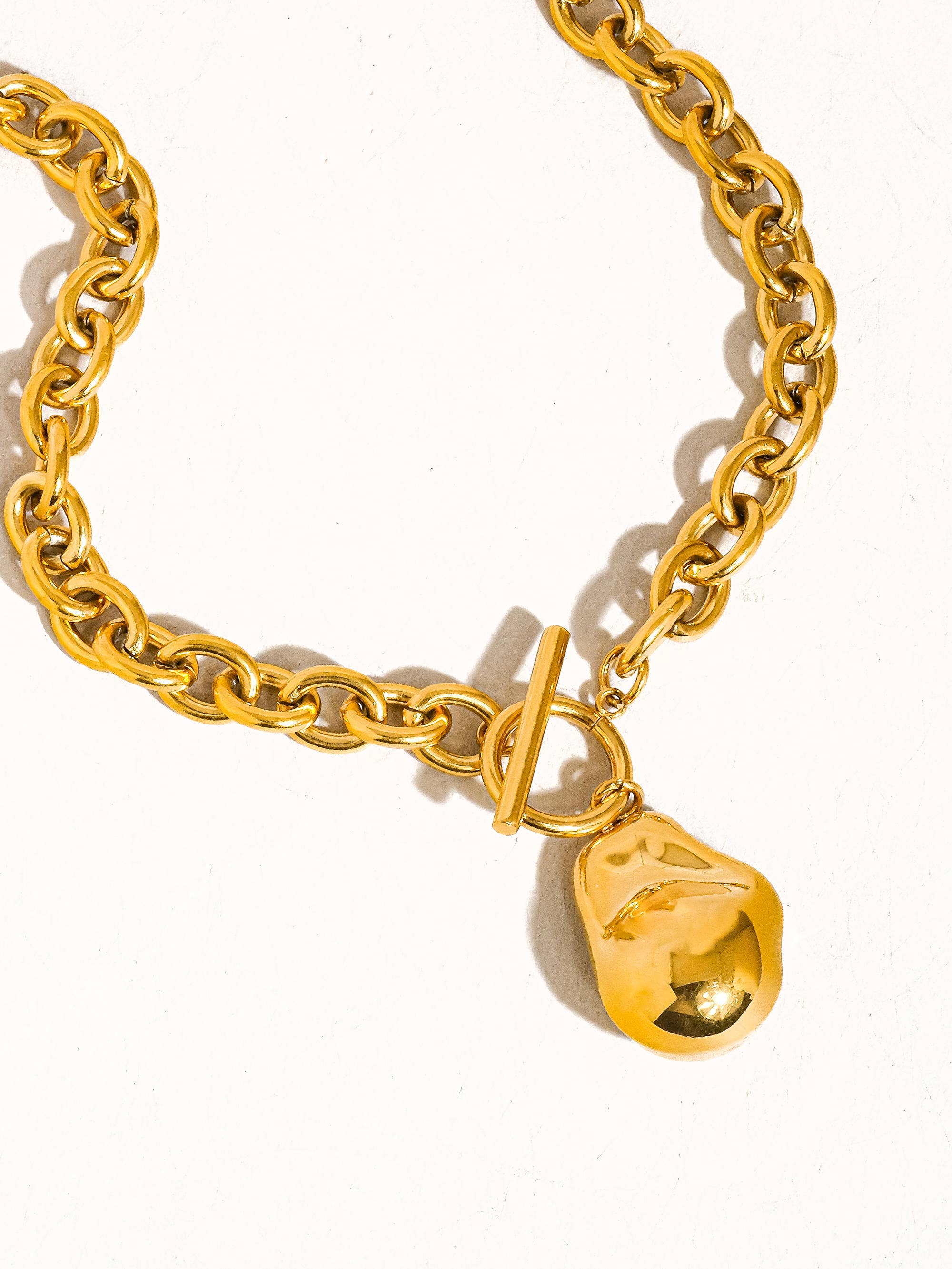 Yellow Gold Ciel 18K Non-Tarnish Large Pearl Chain Necklace for wholesale on Faire1