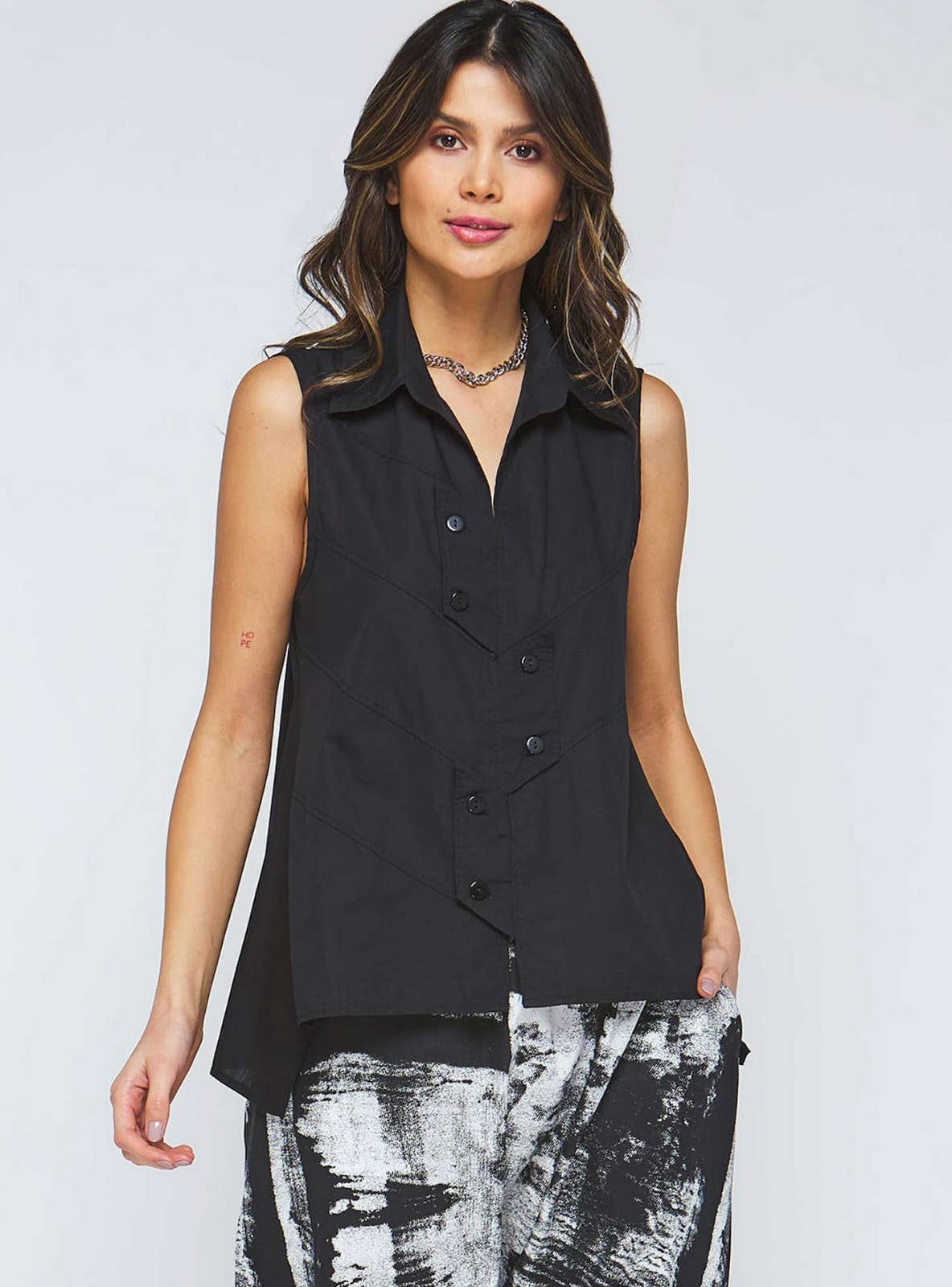 Avantgarde Design5 - Wholesale Tunic - Women's - Luukaa Black Crisp Cotton Asymmetic Tunic