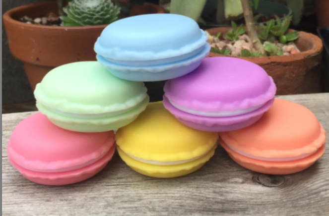 Urbanfarmergirls - Wholesale Lip Balm - Maccaron Lip Balm Compact1