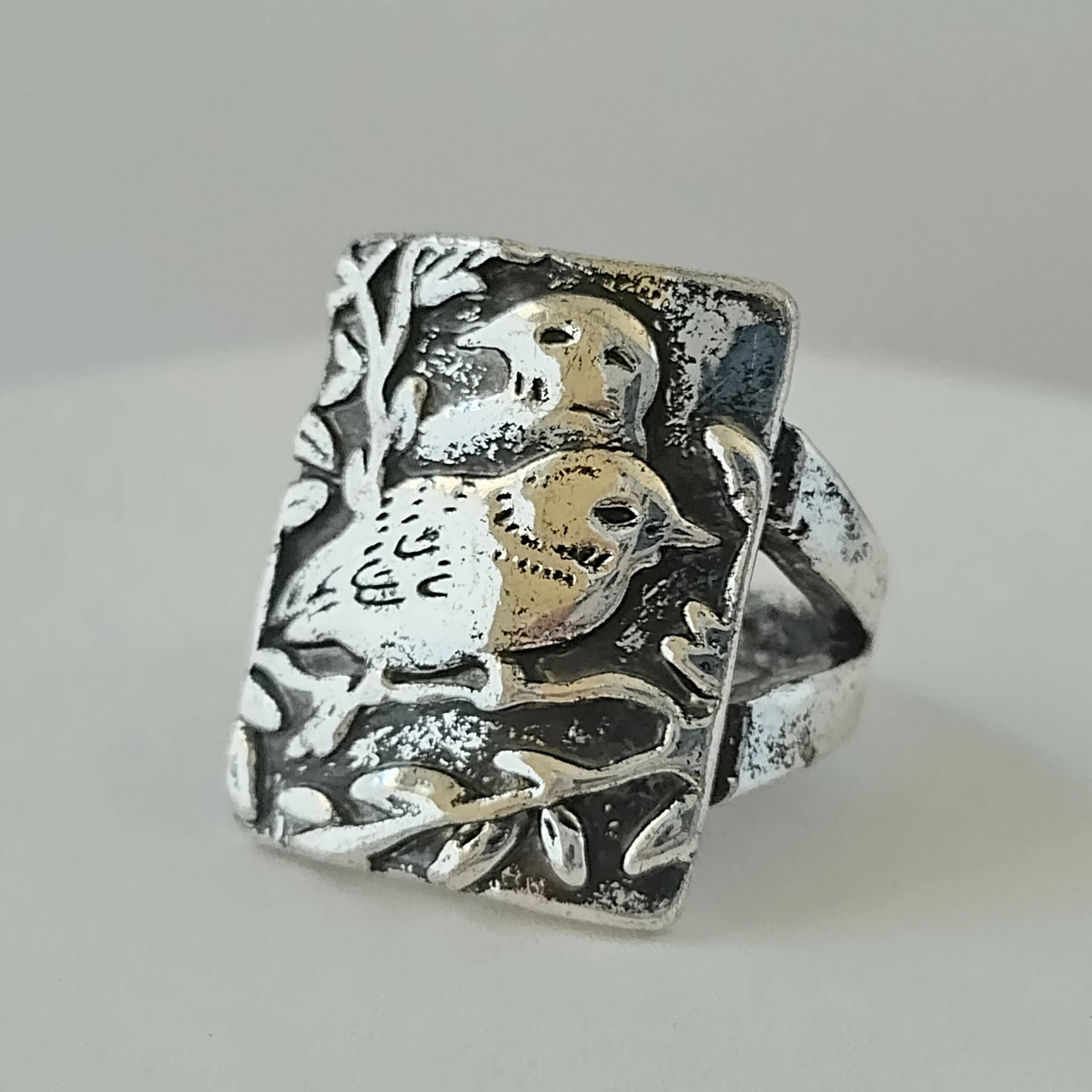 Piccadilly Pendants – wholesale Cocktail/statement ring – Silver Raven Ring, Bird Ring1