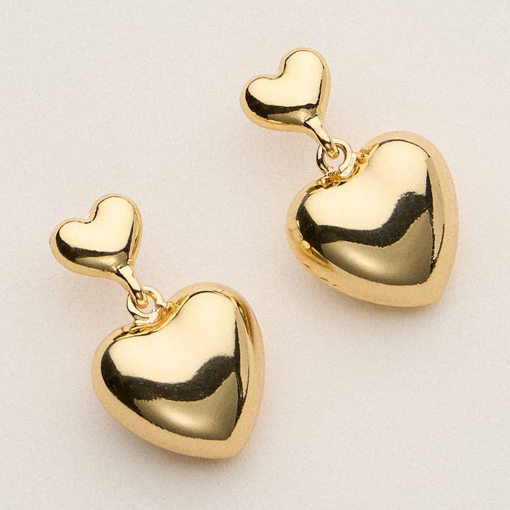 Brincos Pendentes de Coração Duplo Banhados a Ouro - Banhados a Ouro 18K por atacado de Lilla Haven