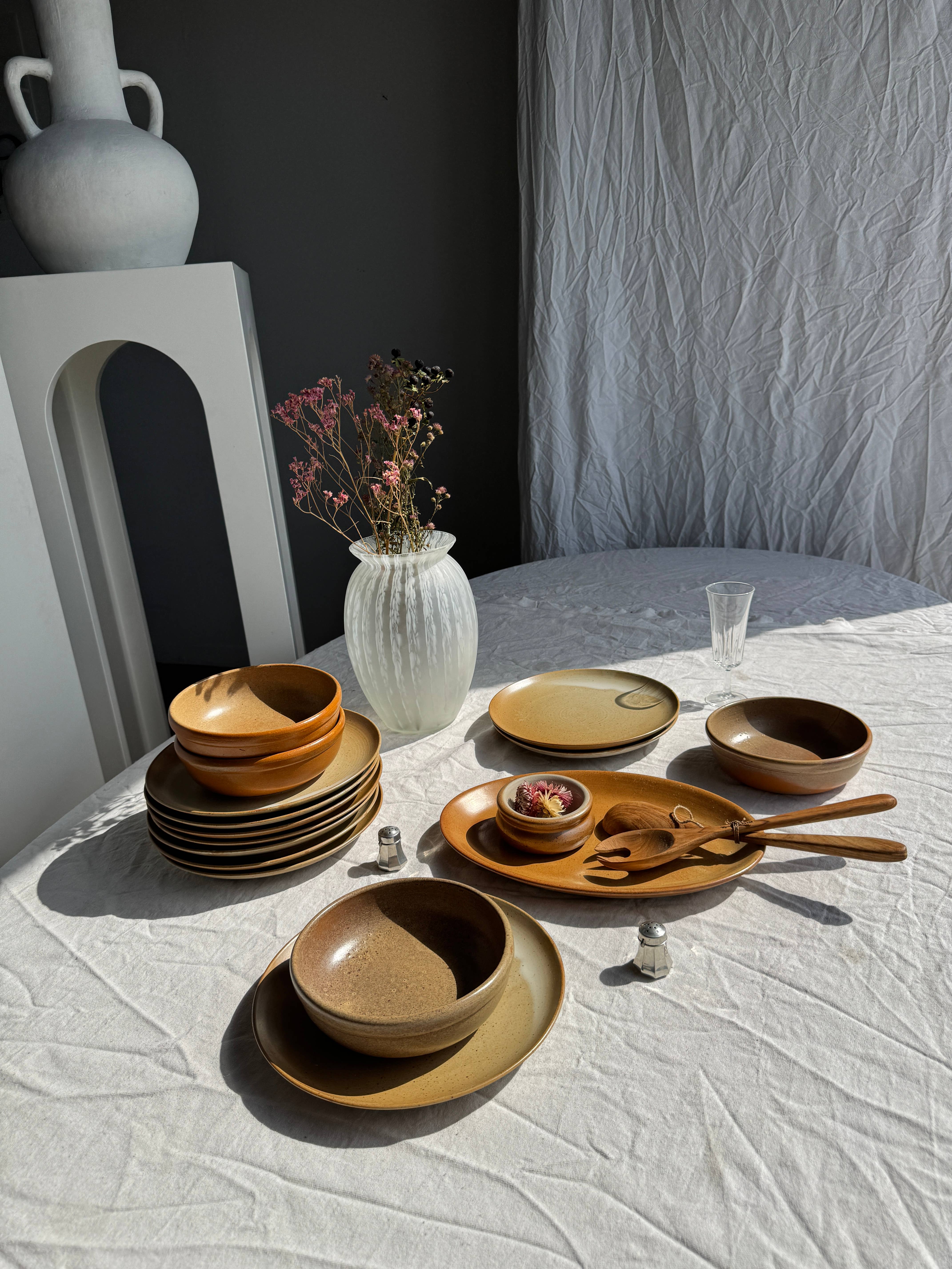 Office Objets - Wholesale Dinner Plate - Set of 6 stoneware plates Village France D2431