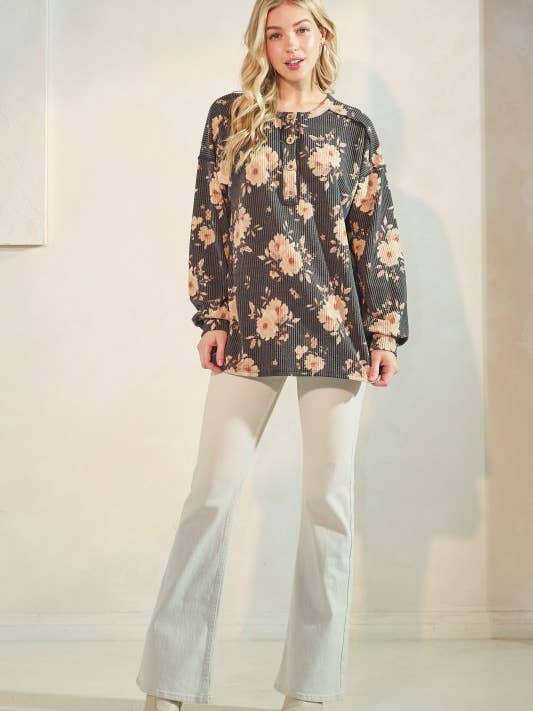 CHARCOAL ET7775-11LONG SLEEVE FLORAL BUTTON UP TOP for wholesale on Faire1
