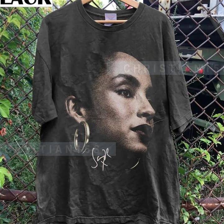 TheKingShirt - Wholesale Graphic Sweatshirt - Women's - Vintage Sade 90S Music Shirt Funny Sade T-Shirt