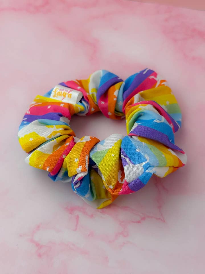 Licorne Fantaisiste - Chouchou classique imprimé licorne multicolore pour la vente par ThatsSewLauraUk