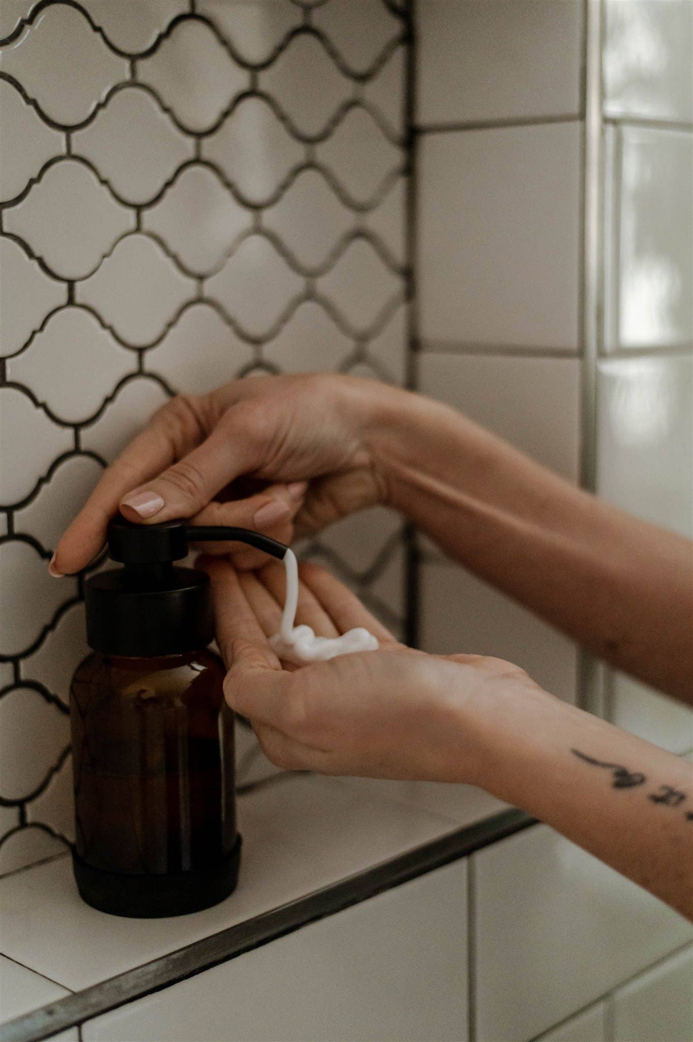 Me Mother Earth - Vente Distributeurs de savon - Distributeur de savon moussant ambré1