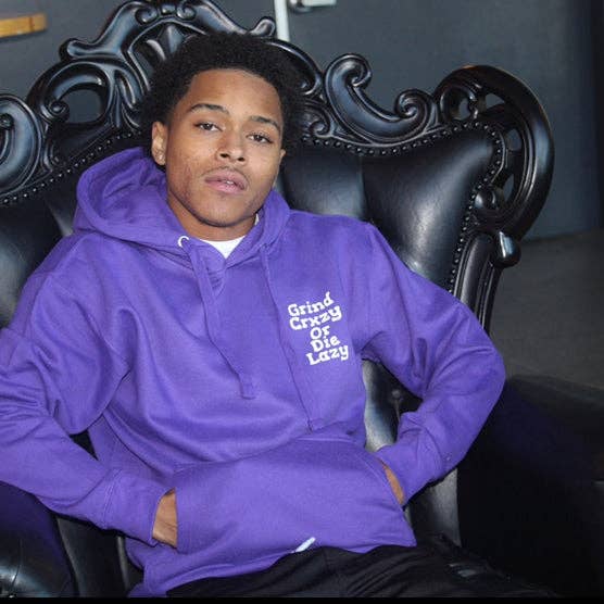 Grindcrxzy - Sweat à capuche violet « GCDL » pour la vente par GrindCrxzy