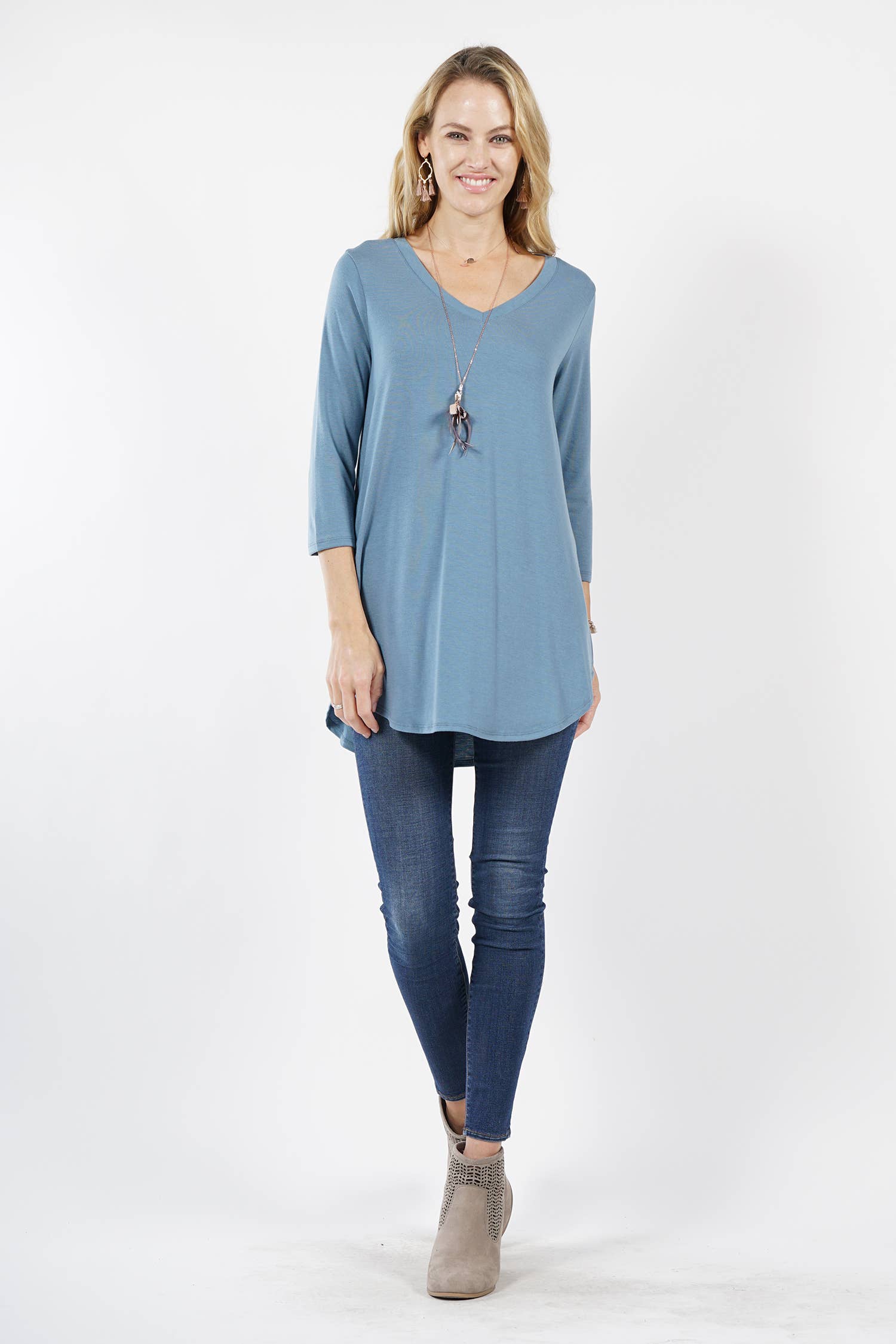 42POPS - Vendita all'ingrosso Top in maglia - Donna - .....1015 Top a Maniche 3/4 con Scollo a V Vendita Campione SI-108328