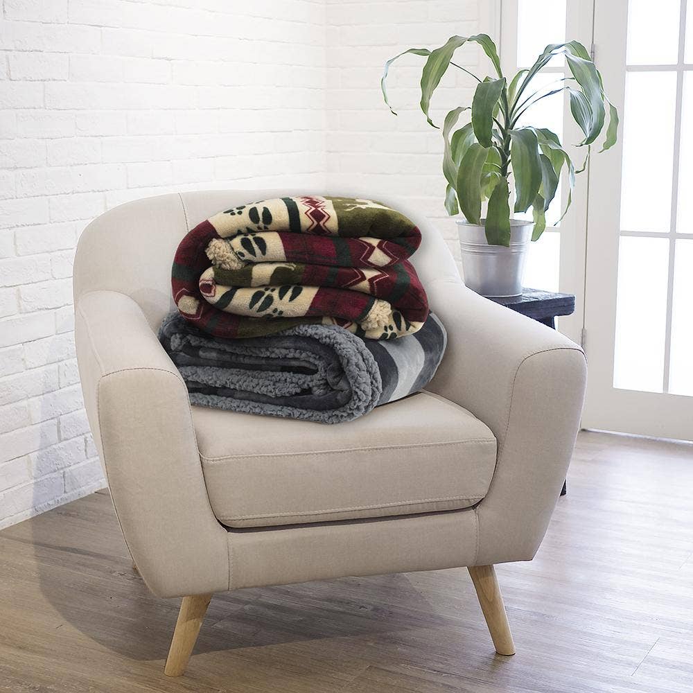 Pavilia - Vente Plaids - Plaid sherpa de Noël réversible9