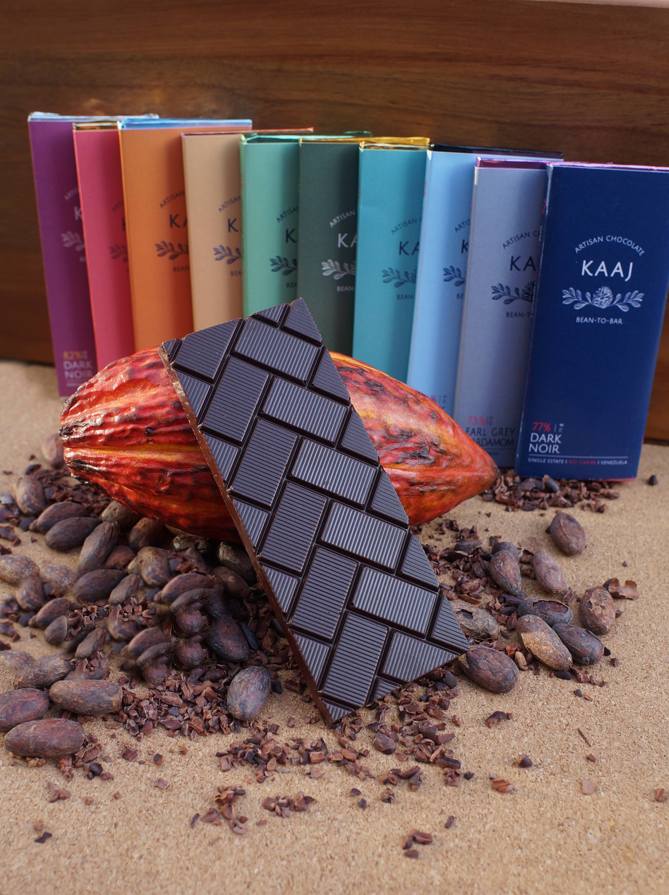 Kaaj Artisan Chocolate - Wholesale Chocolate Bar - Saffron & Pistachio 75%
Dark4