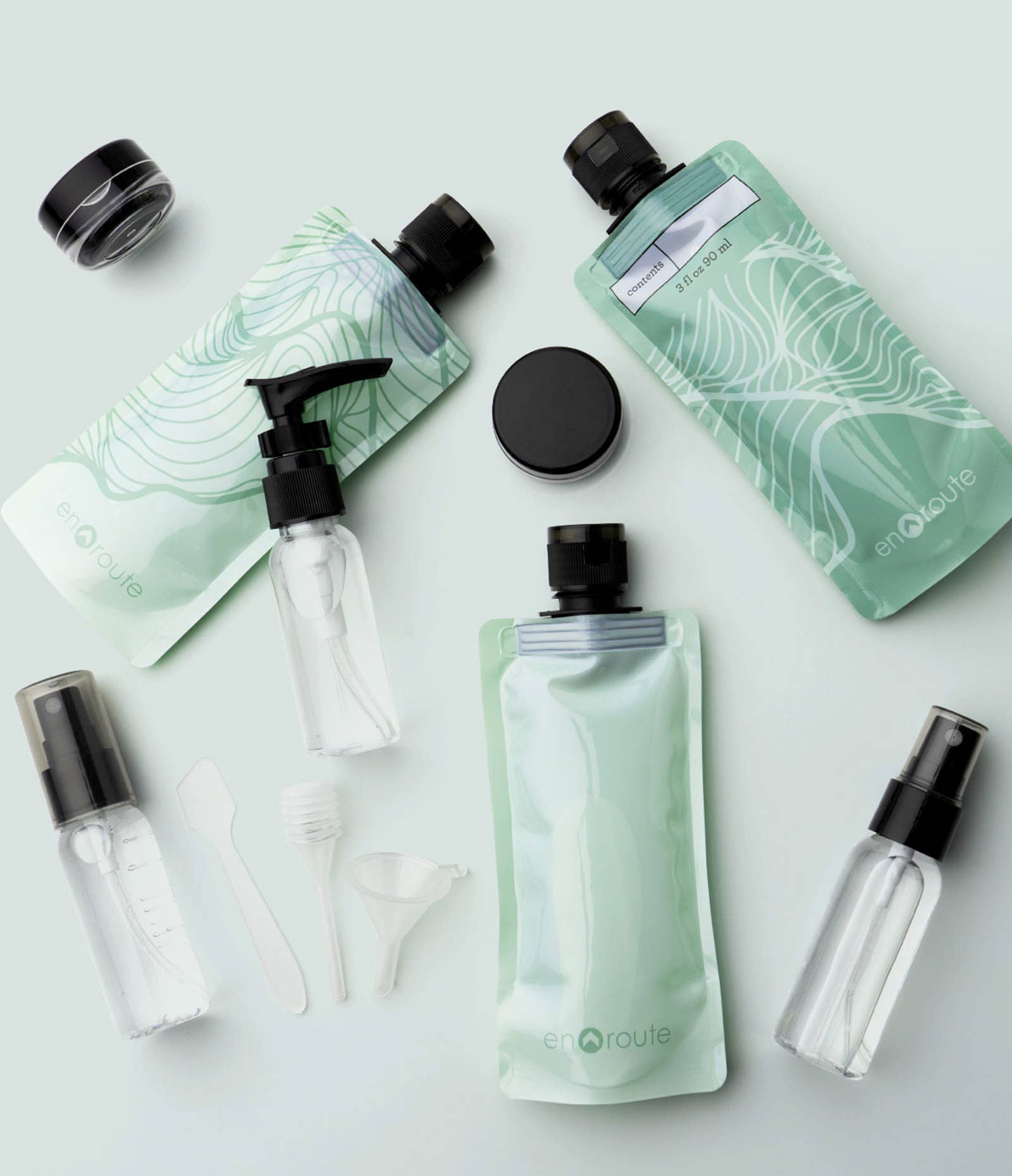 DM Merchandising - Wholesale Travel Set - En Route The Jet Set Travel Kit8