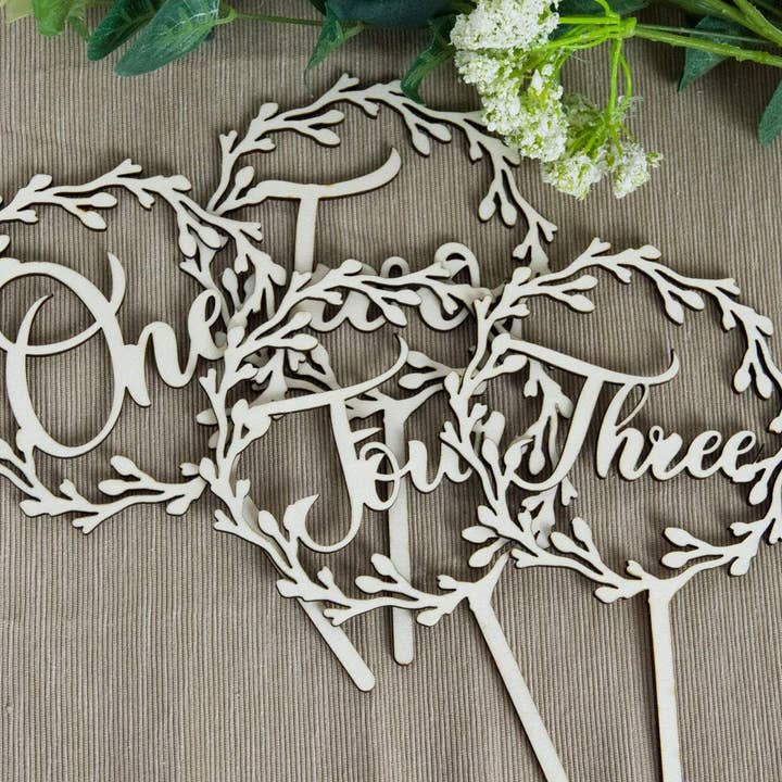 Blomsterkrans bordnumre for engroshandel hos Birch and tides