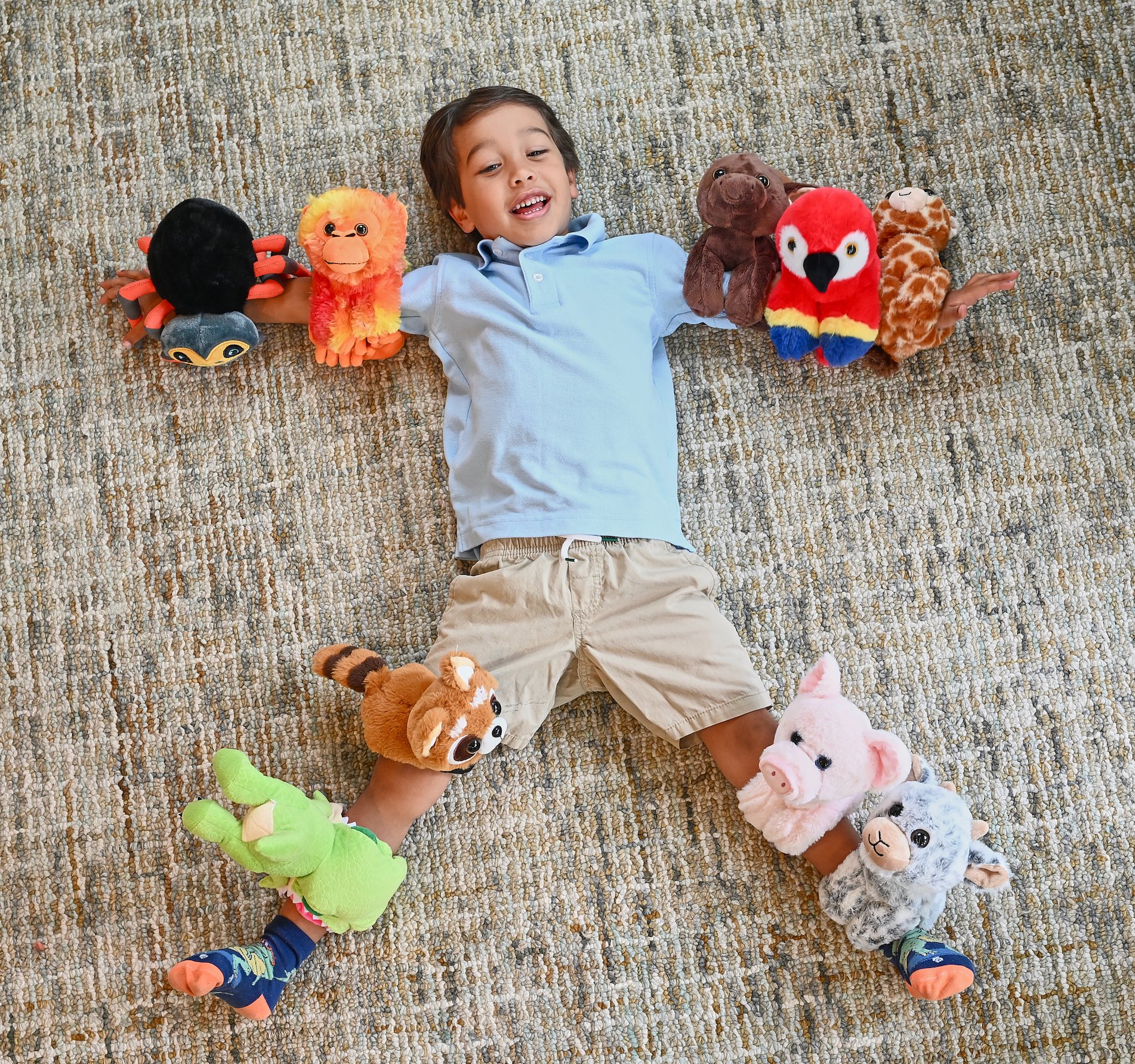 The Petting Zoo - Wholesale Classic Toy - Kids - Slapstix Scarlet Macaw 9" (23cm)2