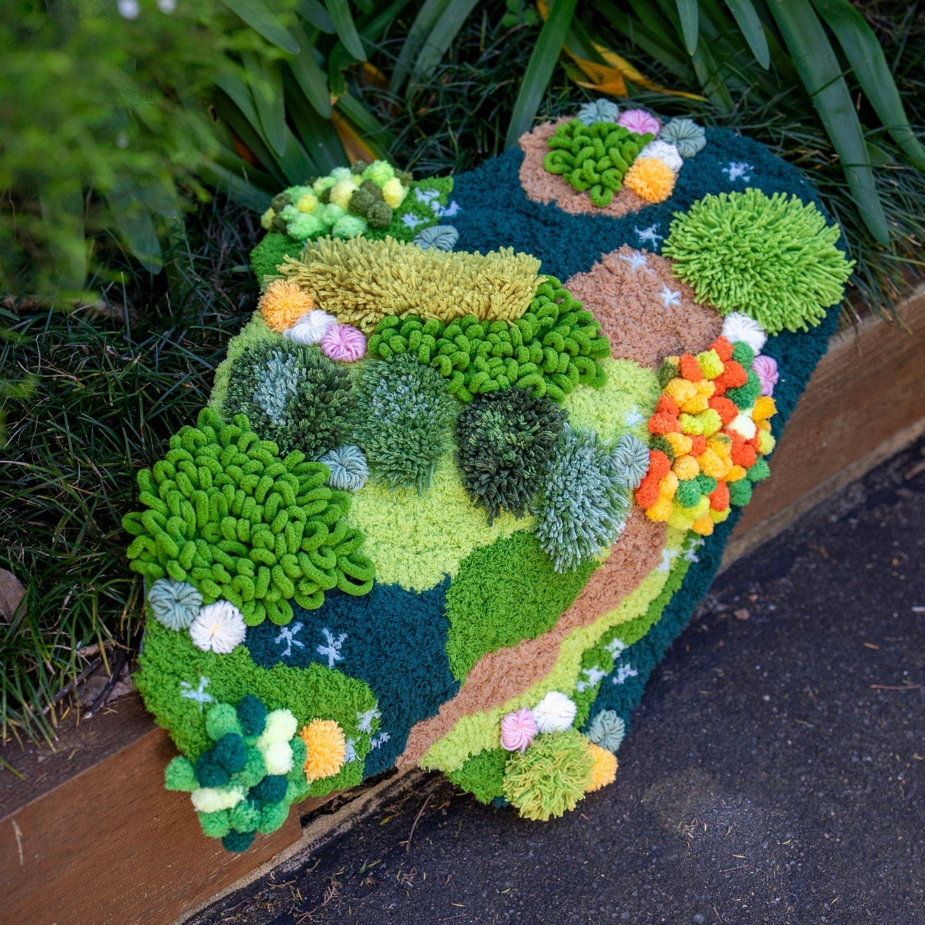 Craft Club - Wholesale DIY Craft Kit - FOREST FLOOR - Moss Rug Making Kit7