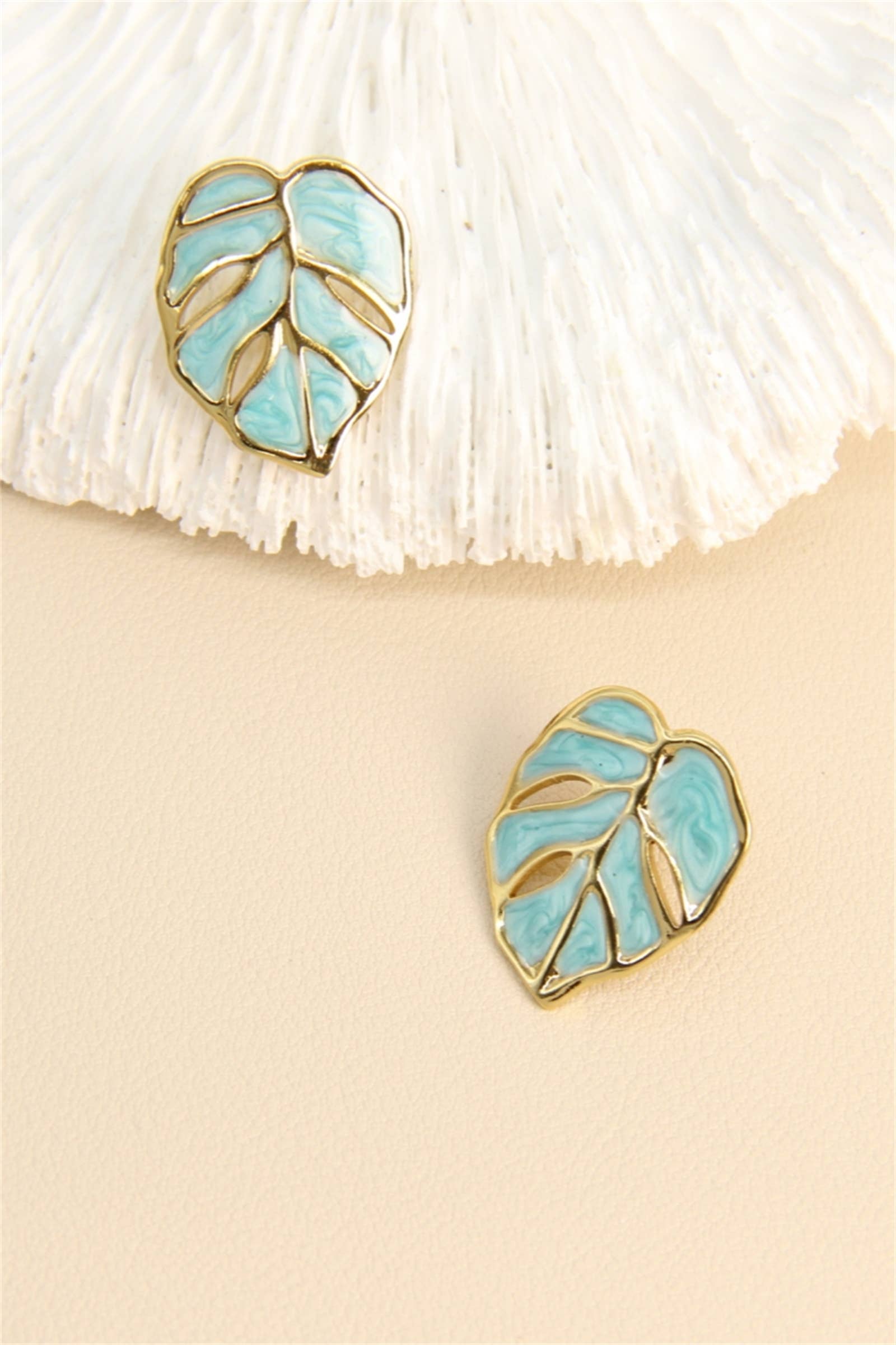 BELLISSIMA BIJOUX - Wholesale Stud/Post Earrings - Enamel Leaf Earrings – Tropical Collection7